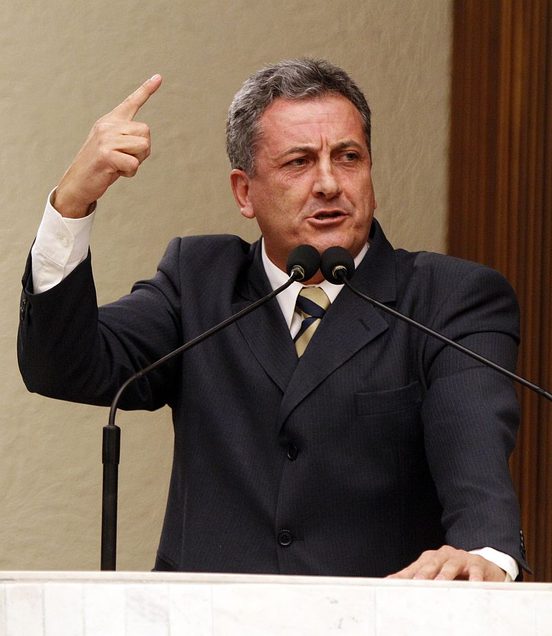 Eu não sei quem é esse... Moscão de que o senhor está falando. Jocelito Canto, deputado estadual (PTB), rebatendo a crítica de Rafael Greca de que seu pronunciamento seria uma interferência em assuntos do Judiciário | Daniel Derevecki/ Gazeta do Povo