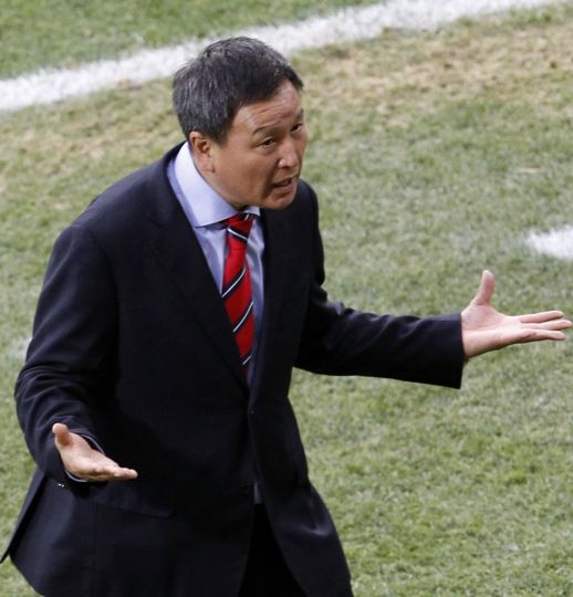 Huh Jung Moo reclamou das chances perdidas por sua equipe | Oleg Popov / Reuters