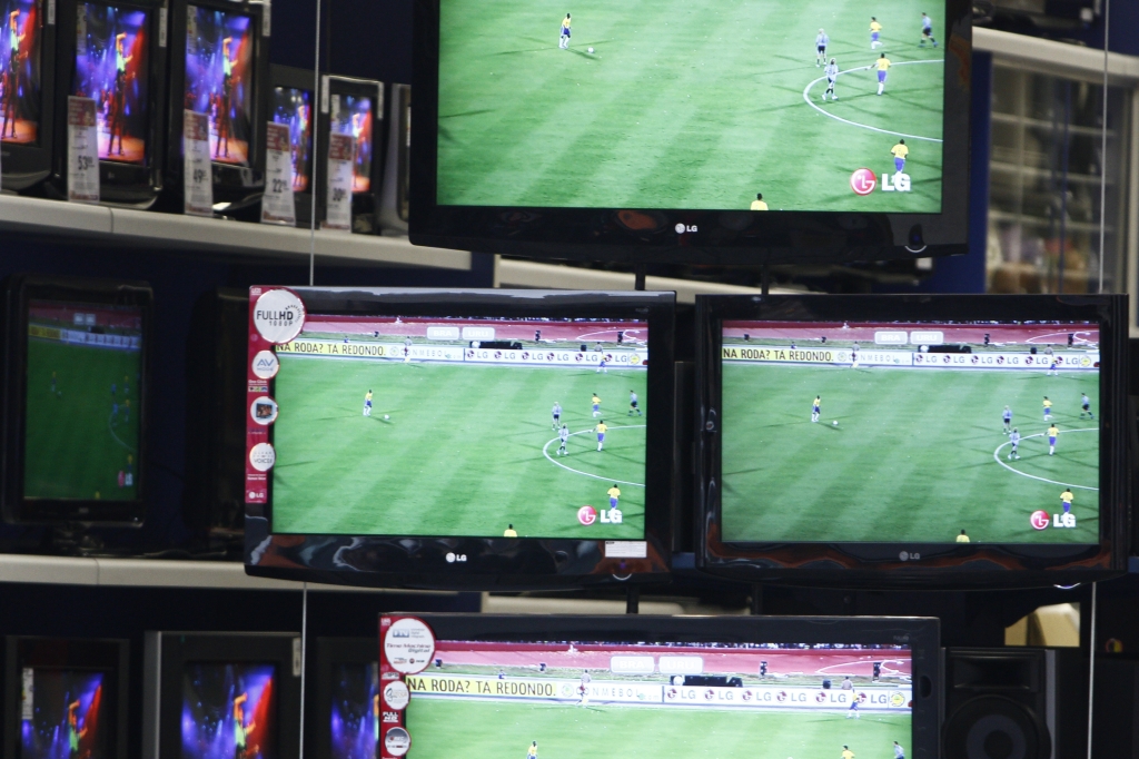 Com procura do consumidor pelos lançamentos, varejistas reduzem preço dos modelos mais antigos | Daniel Derevecki/ Gazeta do Povo