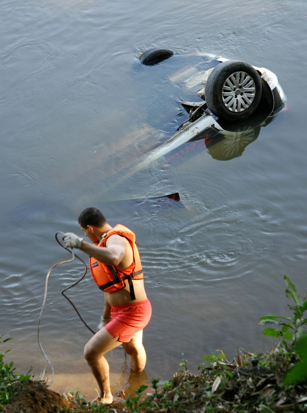 | Cláudio Coradini-AAN/AE