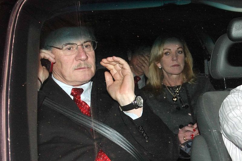 Pessuti e Regina em Brasília, entrando na residência oficial de Michel Temer. | Wenderson Araújo/Gazeta do Povo