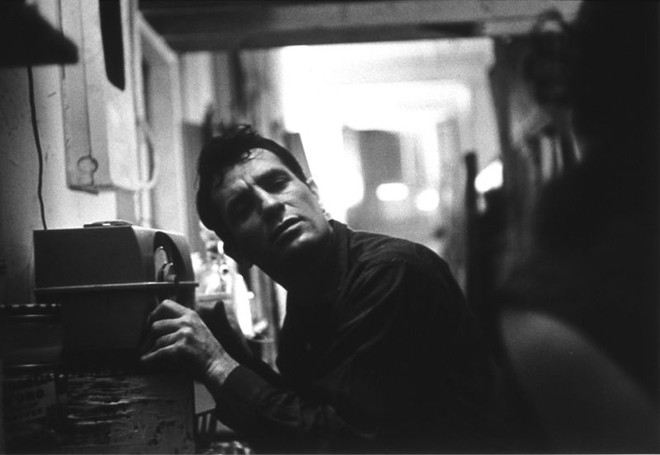 Jack Kerouac é o autor do clássico beat On the Road Pé na Estrada |