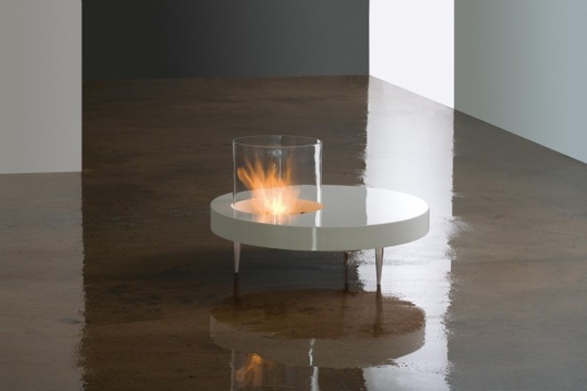 Modelo Single a álcool, da Planika Fires, é vendida pela ObraVip.com |