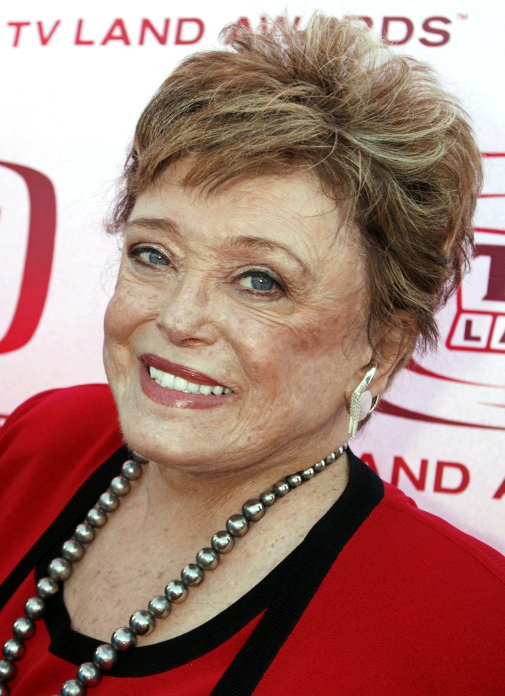 Rue McClanahan ficou famosa por interpretar uma viúva e proprietária de uma mansão em Miami no seriado "As supergatas" | Fred Prouser / Reuters