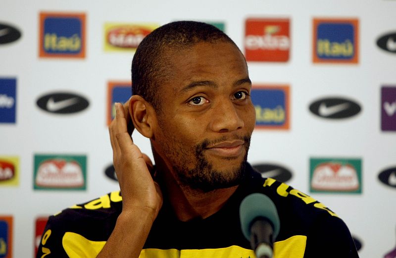 Maicon aproveita a seleção enquanto se decide entre Inter de Milão e Real Madrid | Valterci Santos/ Gazeta do Povo enviado especial