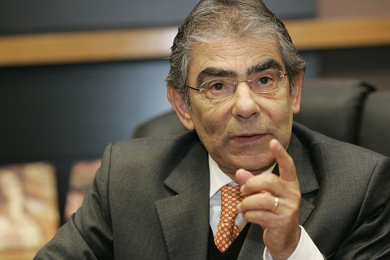 Se um Tribunal [de Contas] desaprovar as contas de um candidato por irregularidade insanável, ele já fica inabilitado para a candidatura. Carlos Ayres Britto, ministro do STF e ex-presidente do TSE | Arquivo/ Gazeta do Povo