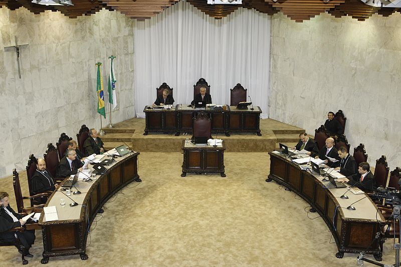Plenário do Tribunal de Contas do Estado: aprovação das contas de Beto, com ressalvas. | Aniele Nascimento/ Gazeta do Povo