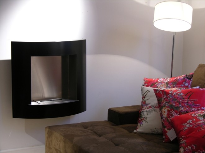 Modelo Loft a álcool, da Artfire: aço inox com estrutura em aço |