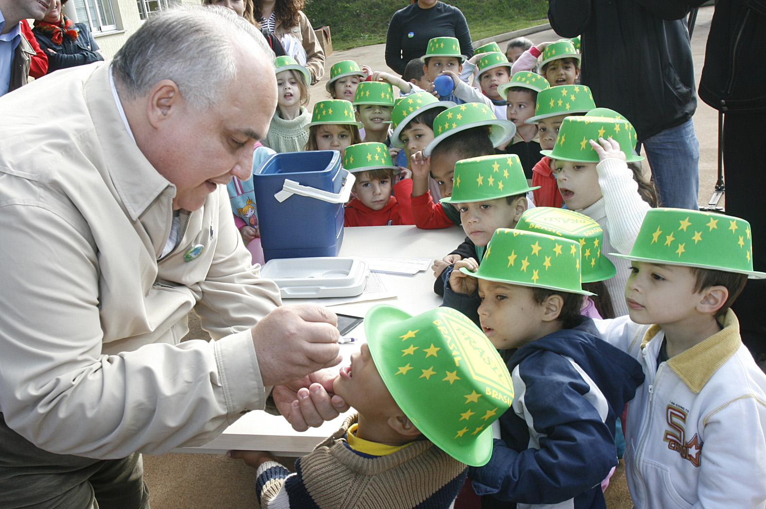 Apesar da vacinação começar oficialmente no sábado, a campanha em Maringá foi lançada nesta sexta-feira (11) no posto de saúde do Jardim Industrial | Assessoria de comunicação PMM