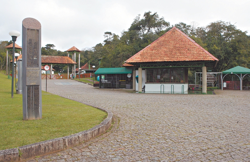 Entorno do Parque das Pedreiras: poucas opções de imóveis à venda ou para locação | Aniele Nascimento/Gazeta do Povo