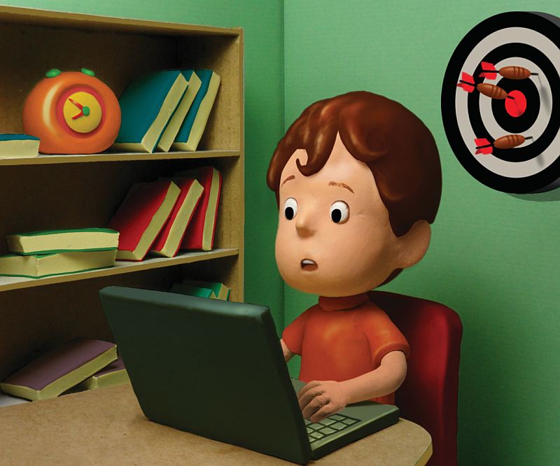 Conectado às novas tecnologias, o filho de João entra em caminhos virtuais obscuros. Sem ter noção do que acontecia, o menino estava prestes a ser assediado. João desconfia da postura do filho e impede que algo pior aconteça |