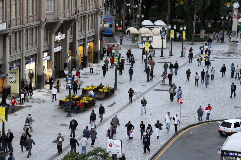 Vista da Boca Maldita, no centro de Curitiba, local da manifestação da campanha O Paraná que Queremos: ato de repúdio à corrupção na política do estado começa às 18 horas | Daniel Derevecki/ Gazeta do Povo