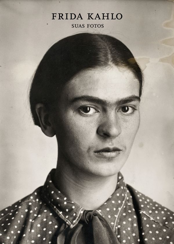 Livro reúne mais de 400 fotografias do arquivo do Museu Frida Kahlo | Divulgação