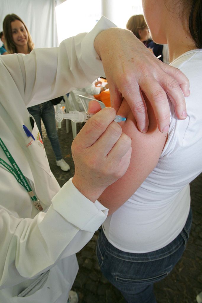 Cidades e estados que não atingiram a meta devem manter a mobilização | Ivonaldo Alexandre/Gazeta do Povo