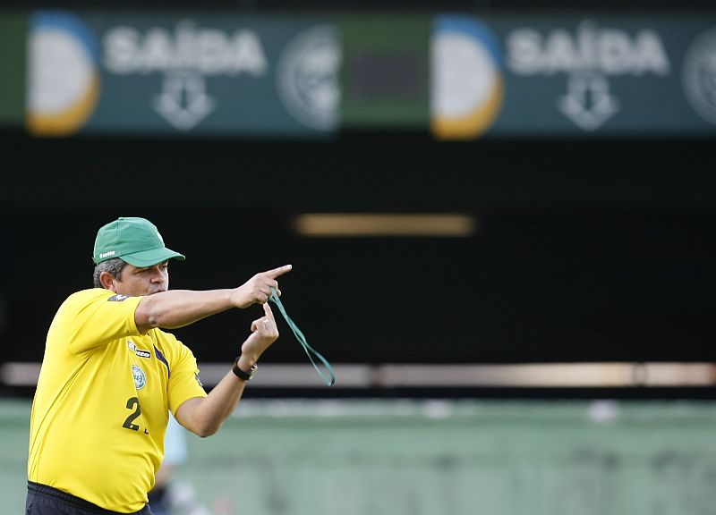 Ney Franco, técnico do Coritiba, declinou a quarta proposta para trocar de clube | Daniel Castellano/ Gazeta do Povo