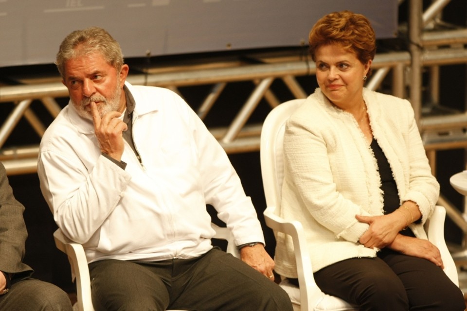 Tem um inimigo oculto dentro Congresso, aquele que tirou o [ex-presidente] Jânio Quadros do poder. São forças que declaram querer fazer a reforma tributária, mas não a fazem.
Luiz Inácio Lula da Silva, presidente da República | Daniel Castellano/ Gazeta do Povo