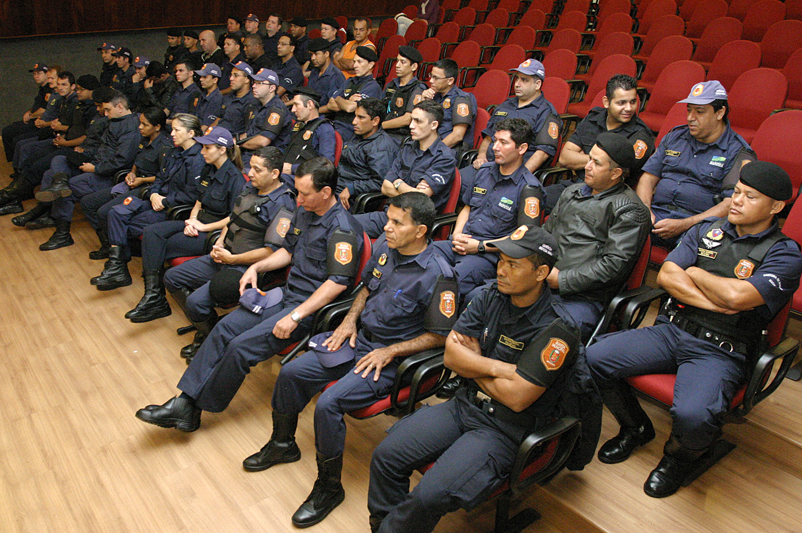 Os novos guardas receberam orientações do diretor de Defesa Social da Prefeitura, Paulo Mantovani | Assessoria de comunicação PMM