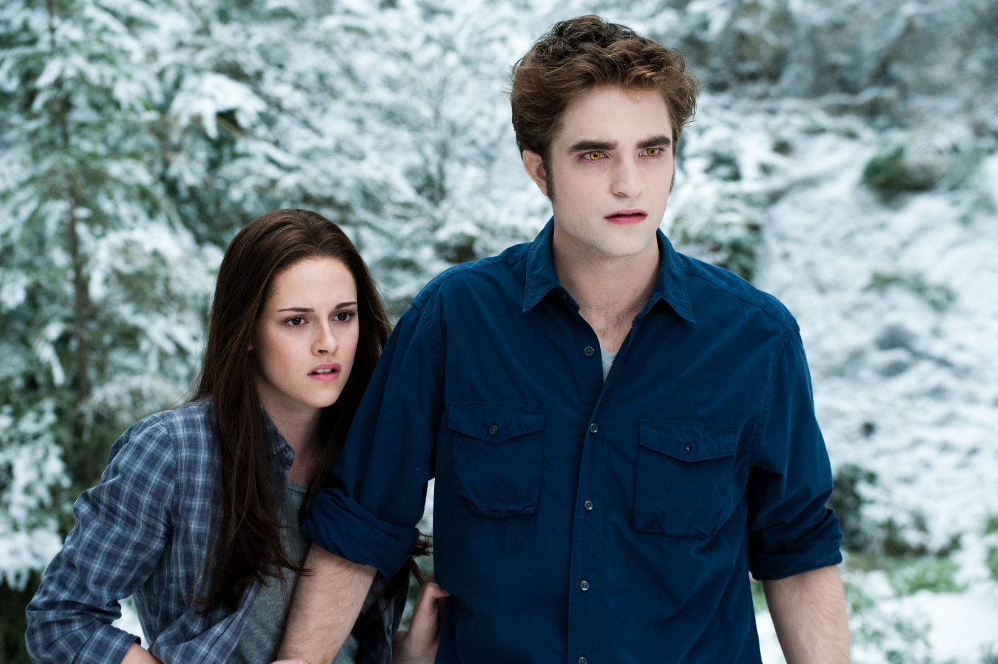 Os personagens Bella Swan e Edward Cullen enfrentam novos desafios em Eclipse | Divulgação