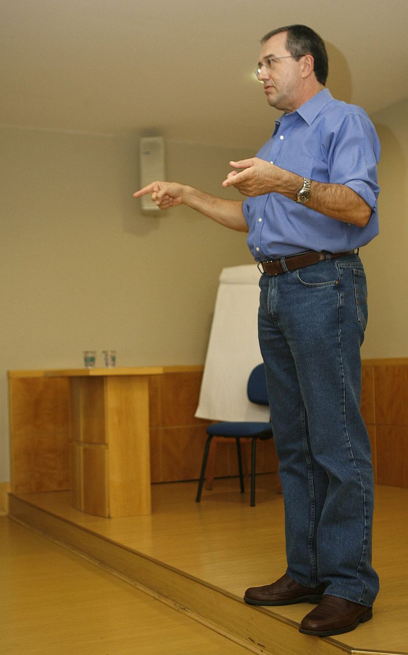 Os leitores estão interessados no passado para compreender o presente e traçar o futuro, afirma Laurentino Gomes | Priscila Forone / Gazeta do Povo