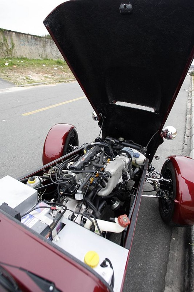 Motor pode ser 2.0 ou 2.4 | 