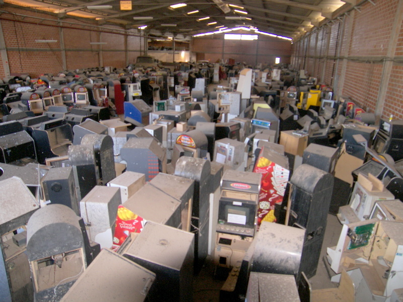 Máquinas foram encaminhadas ao depósito da polícia, onde se encontram dezenas de outras caça-níqueis | Sesp