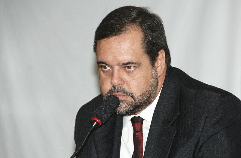 Para o relator, deputado Lobbe Neto, nova diretriz pode contribuir de forma efetiva para melhorar a legislação educacional | Brizza Cavalcante/Agência Câmara