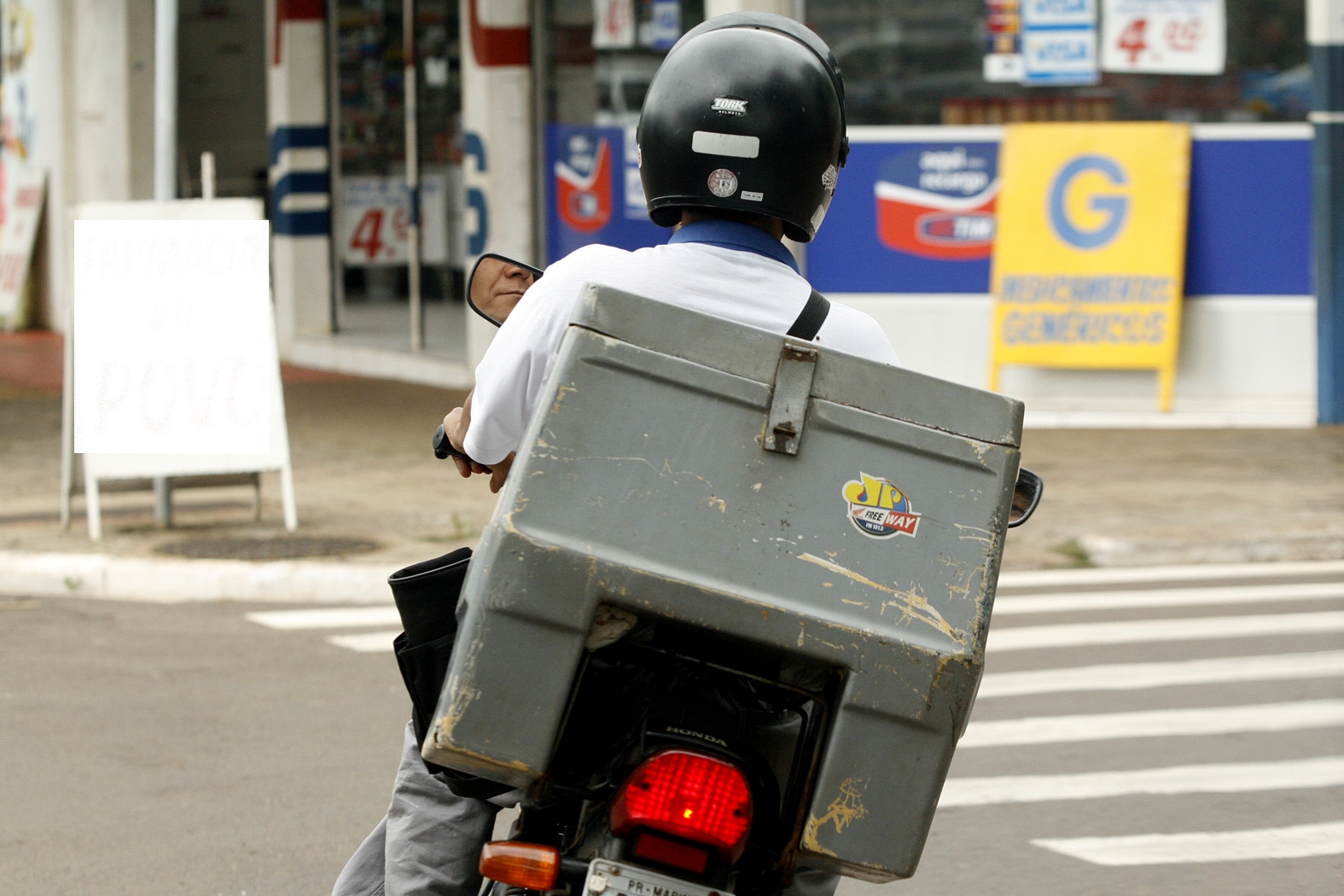 Profissional precisa ter 21 anos para ser mototaxista, conforme legislação nacional | Divulgação/Prefeitura de Maringá
