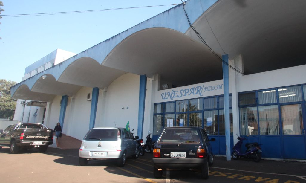 A Fecilcam, em Campo Mourão, é uma das faculdades que se unirão para criar a Universidade Estadual do Paraná | Dirceu Portugal / Gazeta do Povo