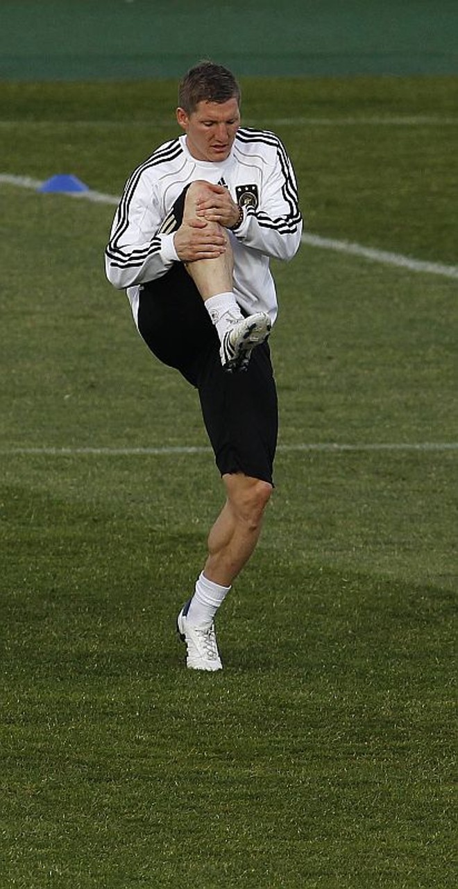 Schweinsteiger pede que os árbitros acompanhem de perto os lances para evitar a famosa catimba argentina, no sábado | 