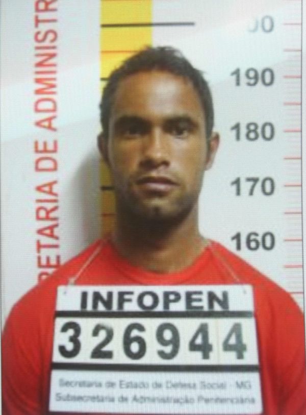 Goleiro foi fichado pela polícia após ser preso em Minas Gerais | Reprodução