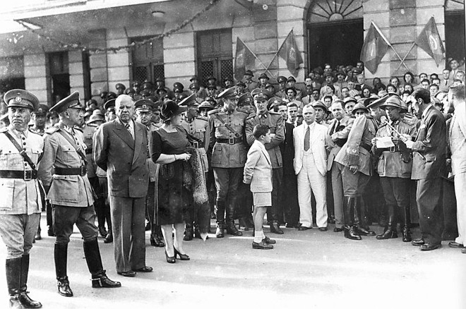 Partida dos pracinhas na Estação da Estrada de Ferro de Curitiba, com destino à Itália, em 31 de março de 1944 | 