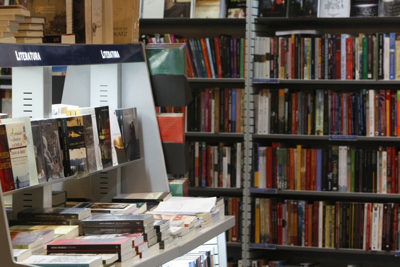 Paraná é atualmente o quinto estado com mais livrarias no país. Ao todo, são 178, o que representa a média de uma para cada 60 mil habitantes | Marcelo Elias / Gazeta do Povo
