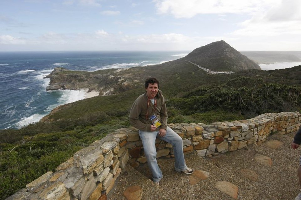 Repórter Marcio Reinecken, titular deste espaço desde o início da Copa, na Cidade do Cabo, cartão-postal sul-africano | Albari Rosa e Valterci Santos/Gazeta do Povo  enviado especial