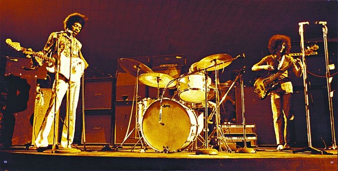 The Jimi Hendrix Experience: power trio teve trajetória curta, mas intensa |