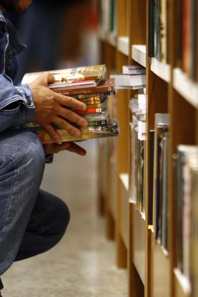 Livros infantis e juvenis estão entre os mais comercializados do país |