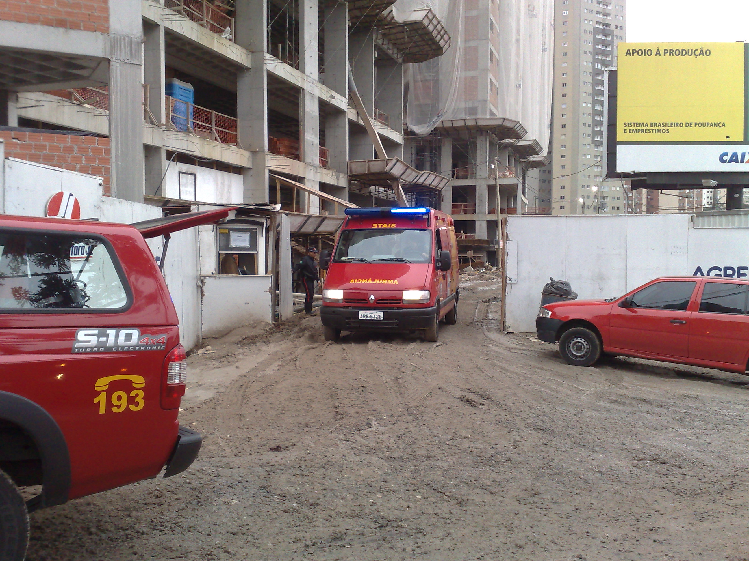 Funcionário morreu enquanto trabalhava na obra em Curitiba | Felippe Aníbal / Gazeta do Povo