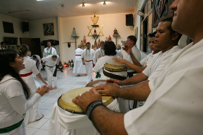 Sessão de umbanda na Associação Espiritualista, em Curitiba: esforço para aparecer nas estatísticas oficiais | Marcelo Elias/Gazeta do Povo