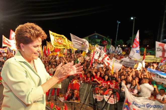 Dilma afirma que toda ajuda será bem vinda em caso de vitória | Roberto Stuckert Filho / Reuters