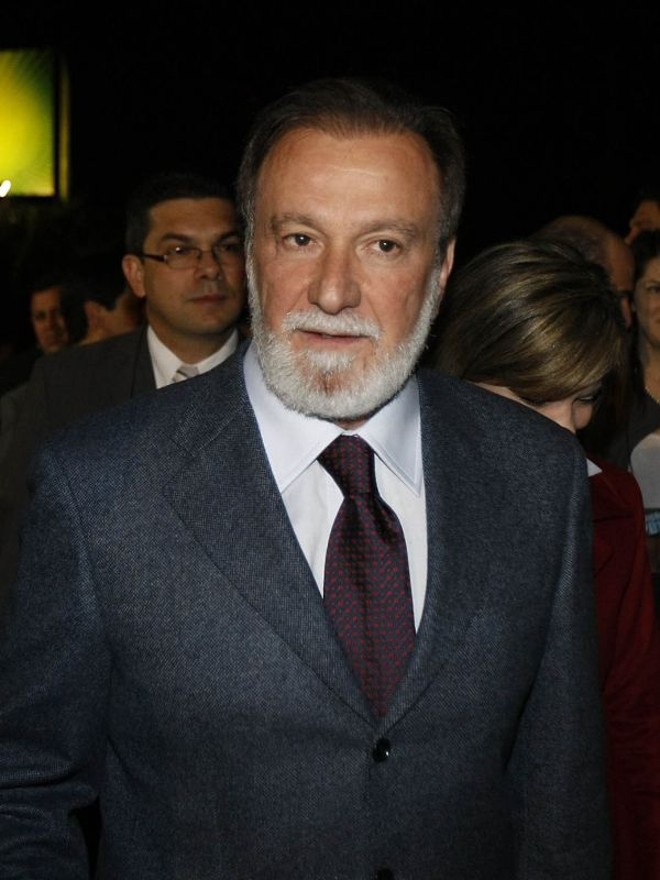 Osmar Dias resolveu não comentar pesquisas nesta eleição. Se vice, Rocha Loures, diz que a militância está empolgada e vai virar o jogo |