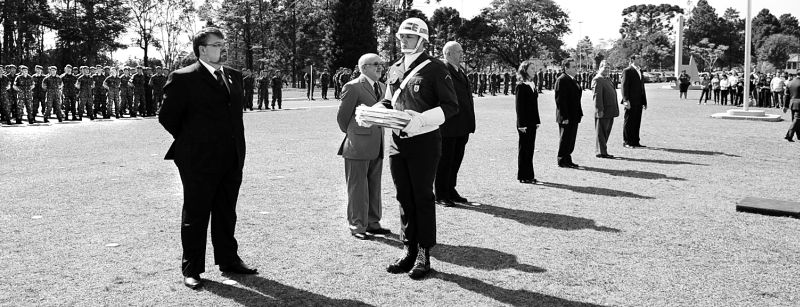 Os agraciados com o diploma de Colaborador Emérito do Exército perfilados para a homenagem prestada no QG da 5ª RM | Renata Guerra