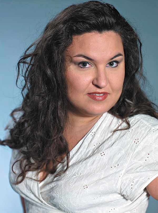 Kismara Pessatti: artista canta em Curitiba após 12 anos vivendo no exterior | Divulgação