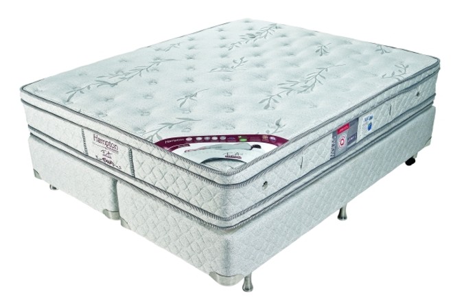 Modelo Hamptom, da FA Maringá: tecido matelassado com íons de prata. A partir de R$ 1.799 |