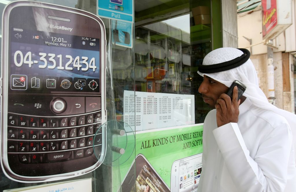 Anúncio de BlackBerry, em Dubai: países vão suspender o serviço telefônico | STR/AFP