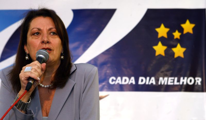 Secretária de Educação, Yvelise Arco-Verde, alega que não tinha como ter controle dos gastos com diárias e passagens | Priscila Forone / Gazeta do Povo