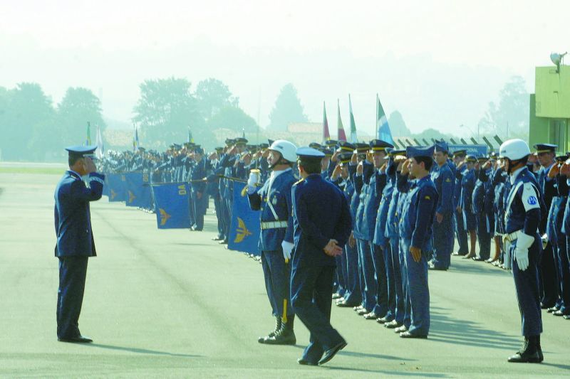 Aspirantes farão estágio em Belo Horizonte e depois atuarão nas cidades escolhidas na inscrição | Marcelo Elias/Gazeta do Povo