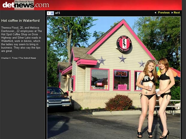 Theresa Flood (esquerda) e Melissa Danhouser, que trabalham na cafeteria em Waterford | Reprodução