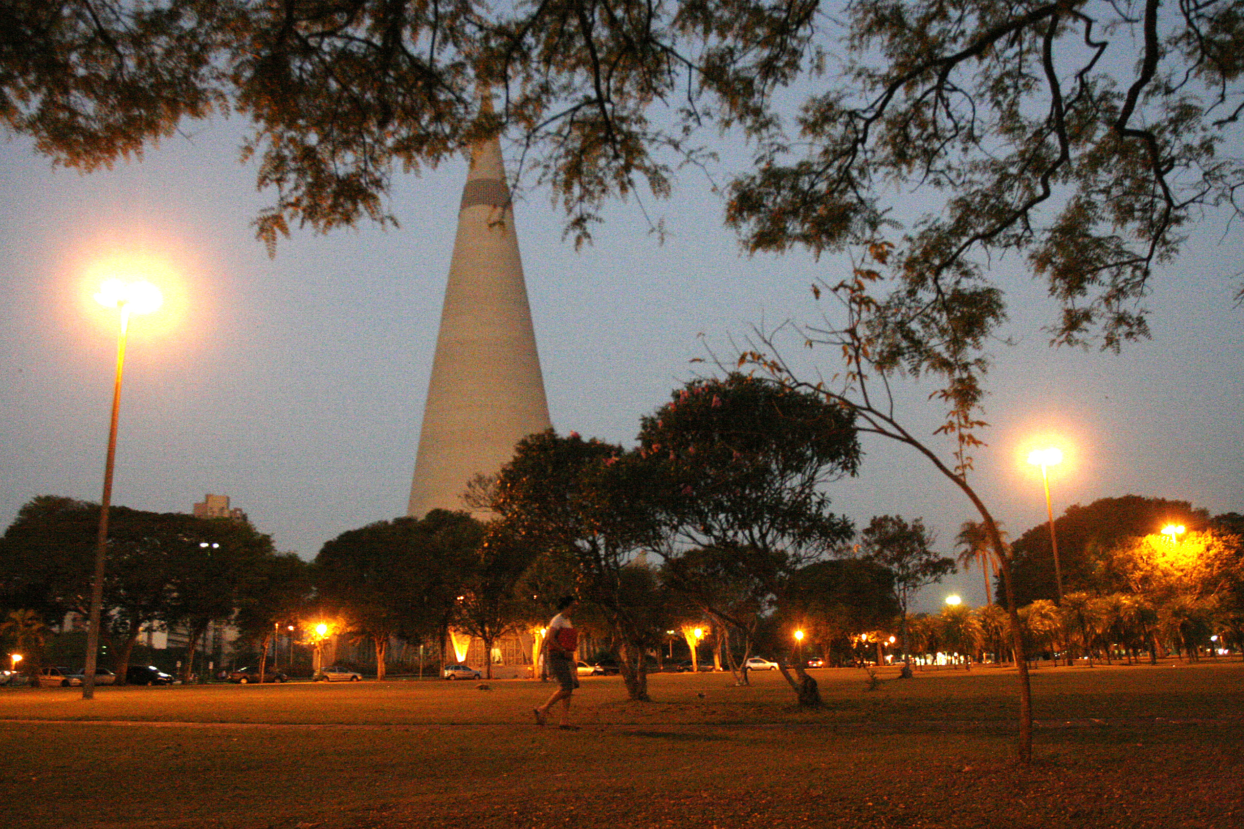 A previsão é de que os serviços de instalação dos equipamentos devem ser concluídos até a próxima sexta-feira (3) | Divulgação PMM