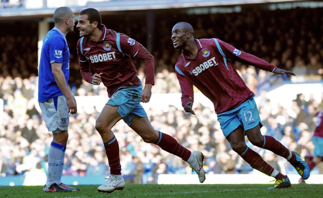 Apesar da camisa 9, Ilan pouco atuou no ataque do West Ham | 