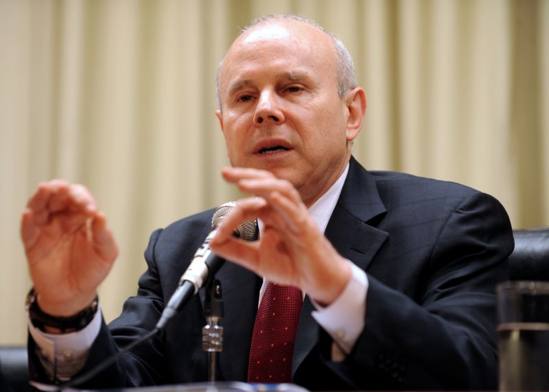 Para o ministro Guido Mantega, a maior operação do setor no mundo "não apresenta risco" | Renato Araujo/ABr