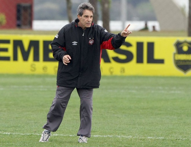 Carpegiani reivindica ser o mentor do time campeão brasileiro de 2001 | Valterci Santos/ Gazeta do Povo
